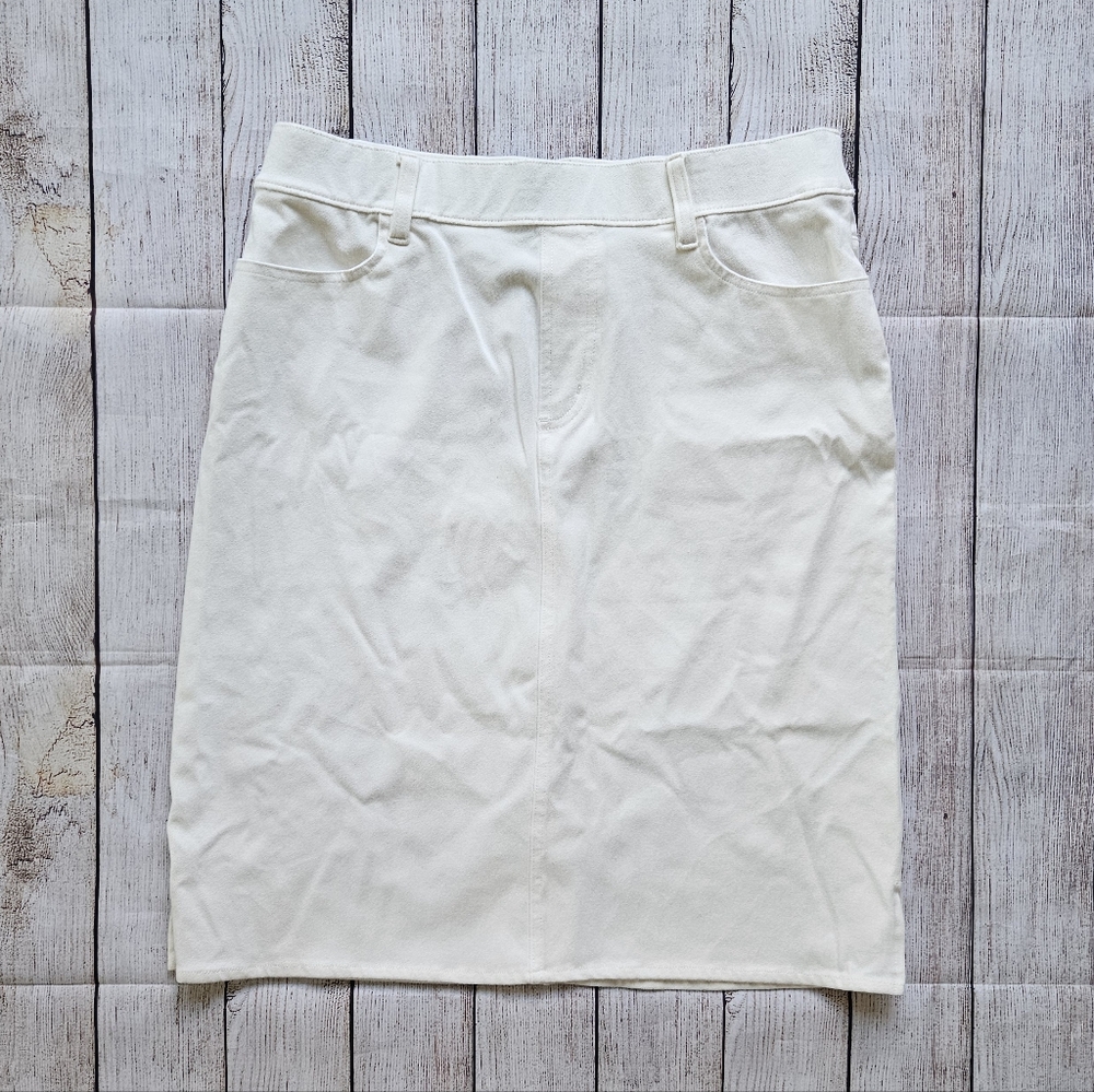 Susan Graver Knee Length Denim Skirt